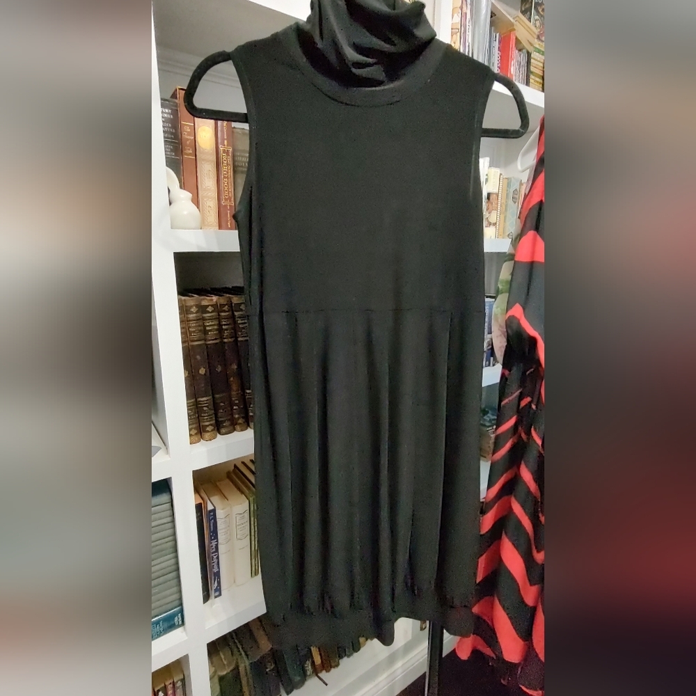 Elegant Black Women's Skirt